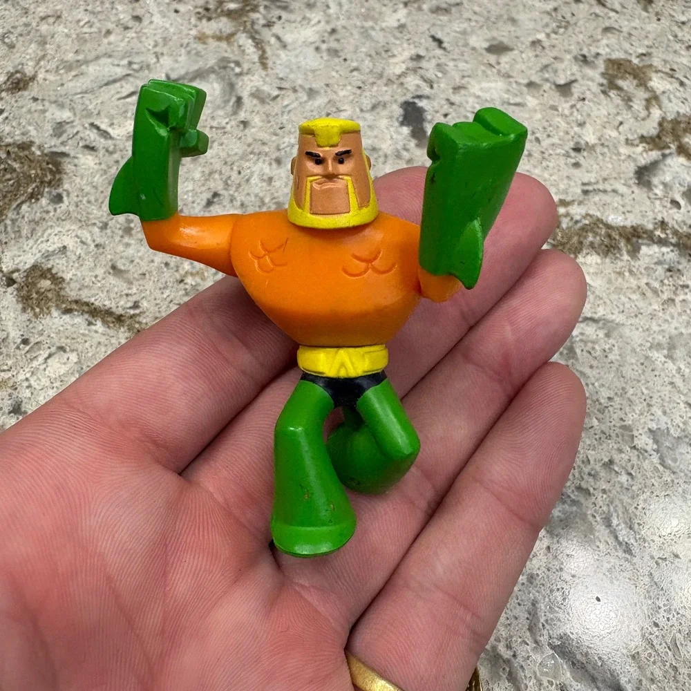 Marvel DC Comics Superheroes &‎ Action Figures Lot 7pcs